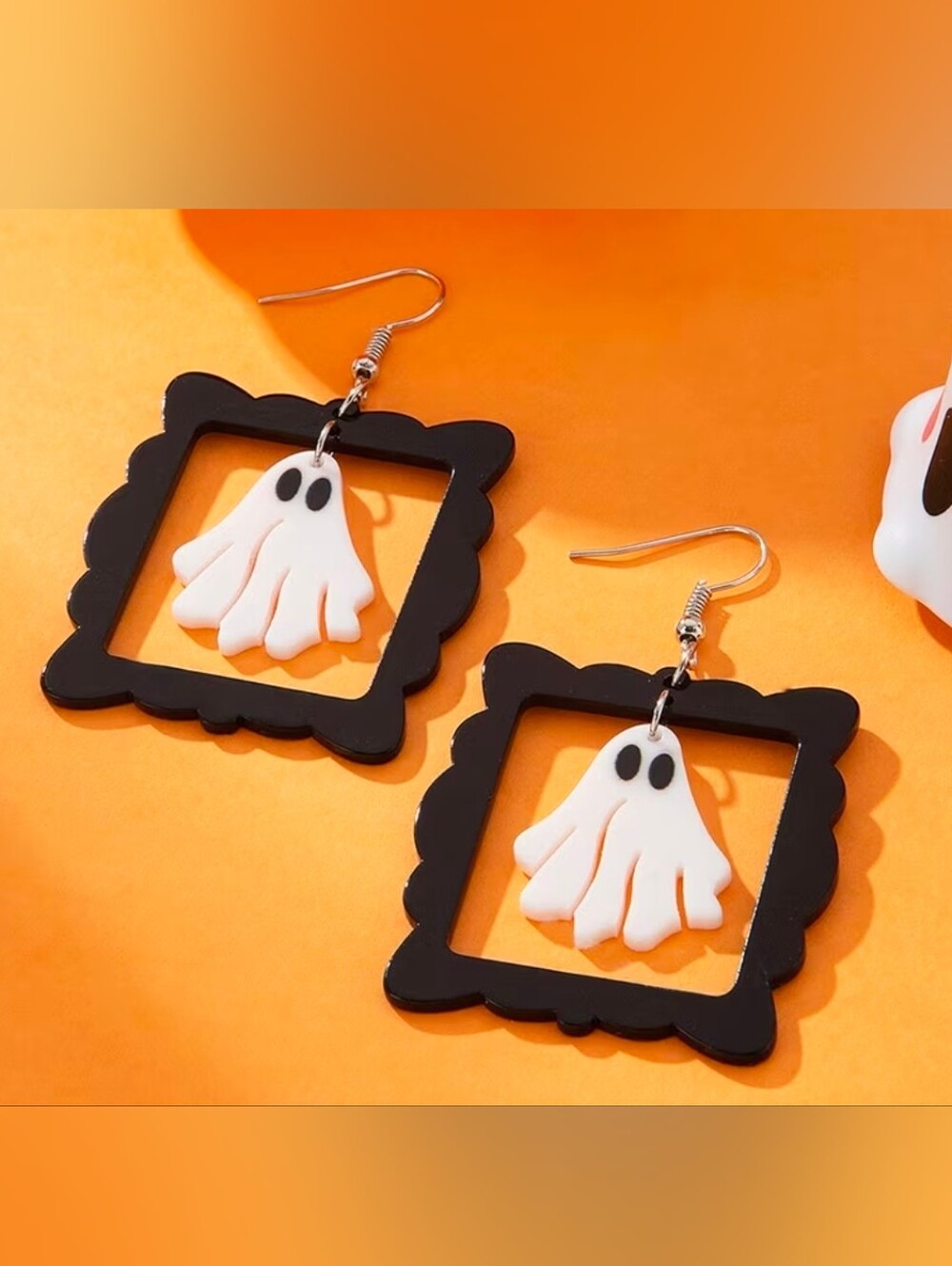 $8 Each Or Bundle 5/$20 Halloween Ghost Frame Dangle Earrings